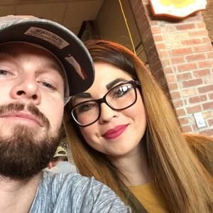 Meet your Posher, Candace